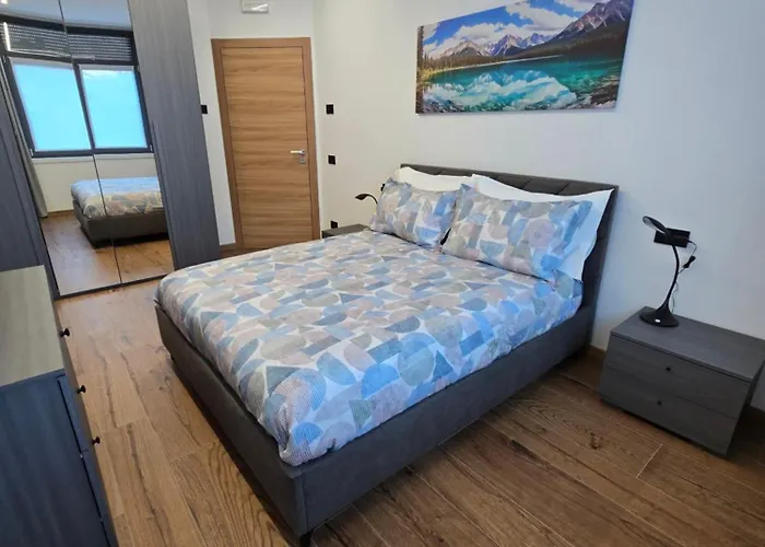 Civico 10 Apartman *